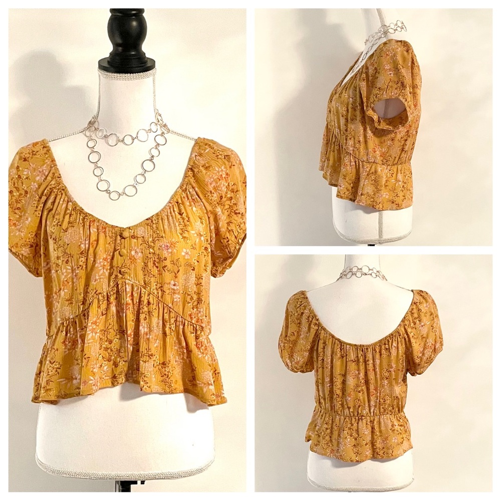 NWT Pink Rose Floral Smocked Short Sleeve Blouse